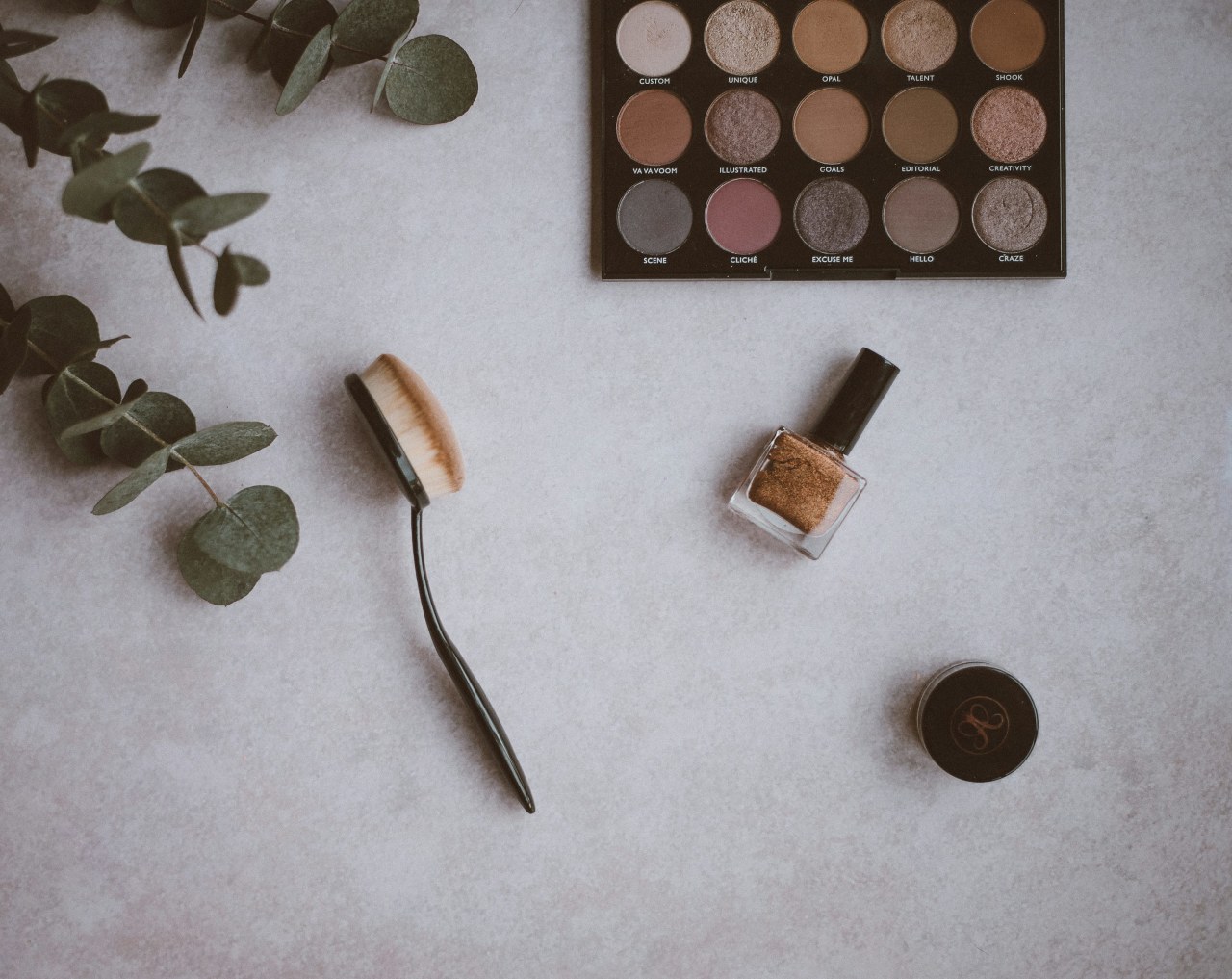 ТОП засобів доглядової косметики для обличчя: рейтинг найефективніших продуктів року