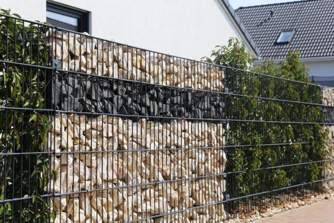 Как выбрать высоту и толщину забора