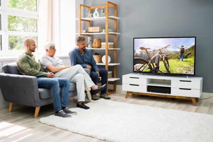 Почему ваш Smart TV «тормозит» на спортивных трансляциях и как это исправить